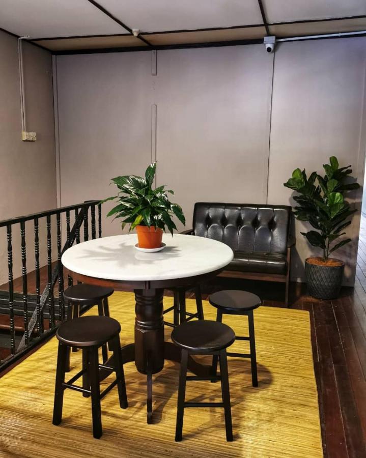 Treehouse Hostel 쿠칭 외부 사진