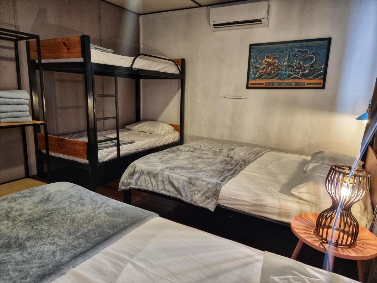 Treehouse Hostel 쿠칭 외부 사진